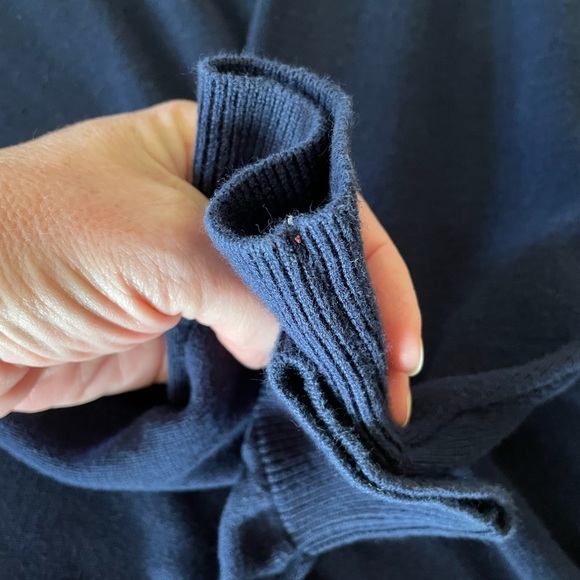 Men’s size Small Navy Quarter Zip Sweater - Picture 4 of 4